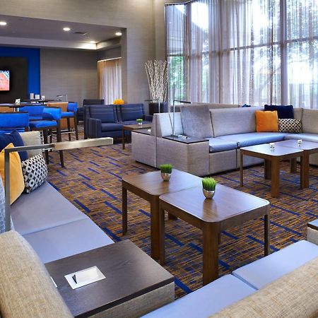 Courtyard Kansas City Overland Park / Convention Center Экстерьер фото